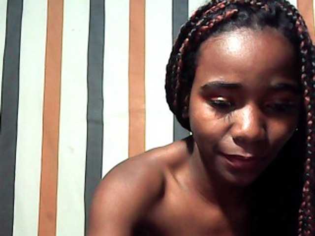 LandiQueen12
