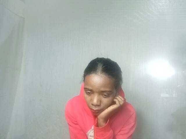 LandiQueen12