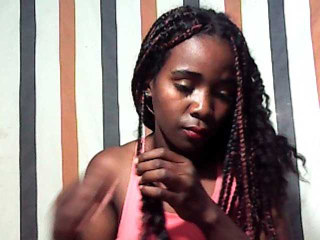 LandiQueen12