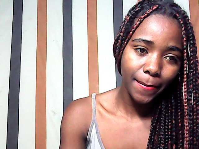 LandiQueen12