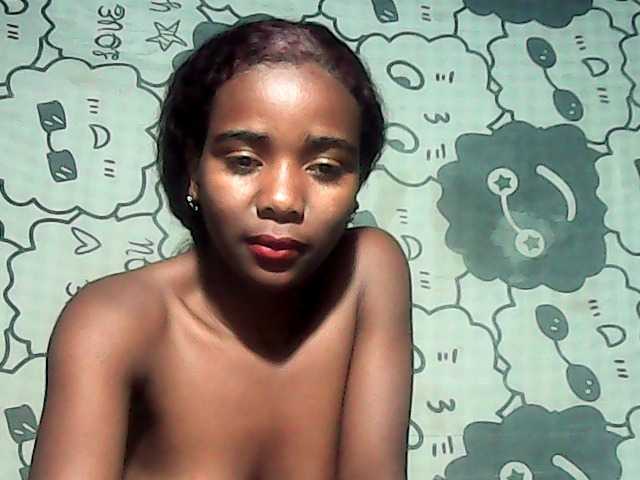 LandiQueen12