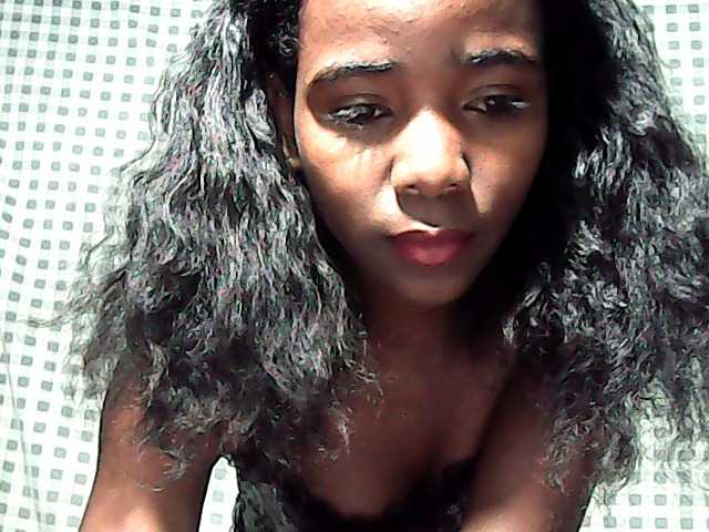 LandiQueen12