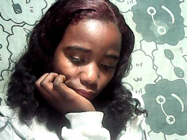 LandiQueen12 live cam on BongaCams