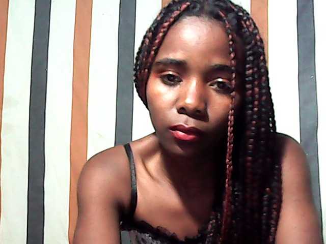 LandiQueen12