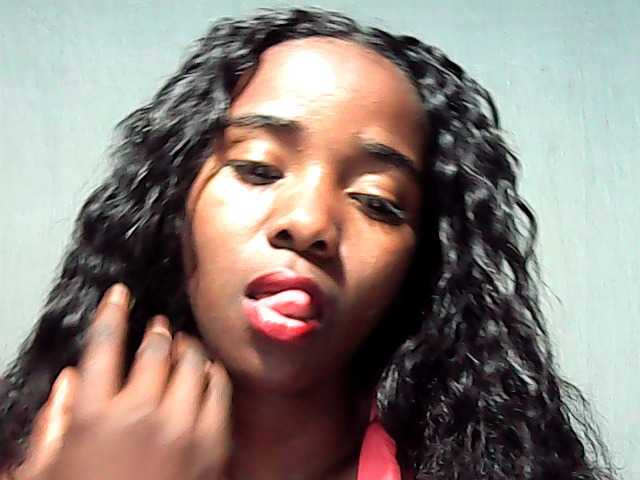LandiQueen12