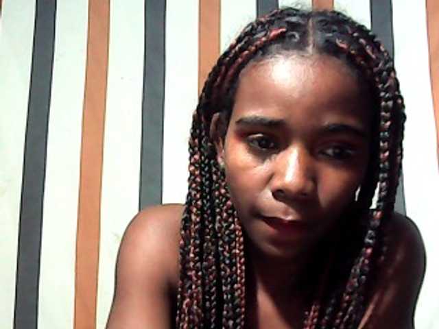 LandiQueen12