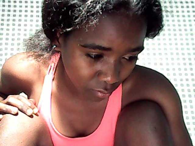 LandiQueen12