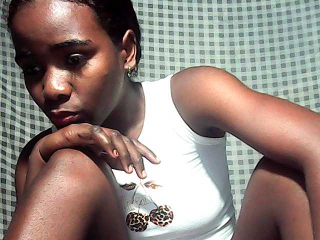 LandiQueen12