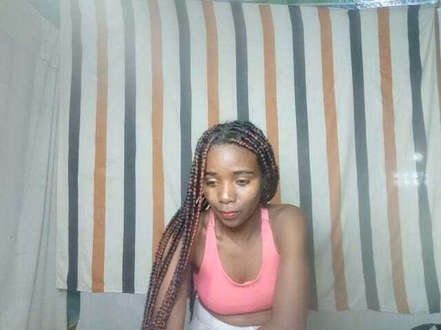 LandiQueen12