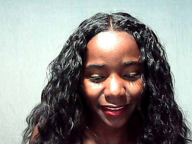 LandiQueen12 live cam on BongaCams