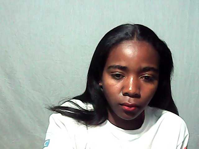 LandiQueen12 live cam on BongaCams