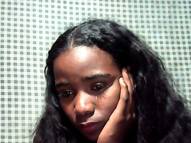 LandiQueen12 live cam on BongaCams