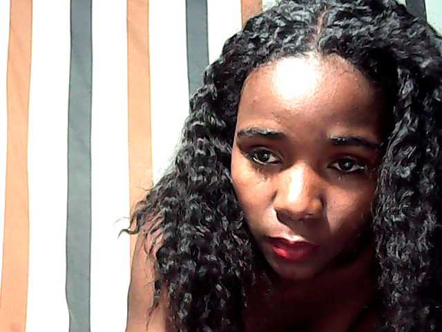 LandiQueen12