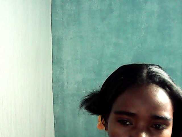 LandiQueen12 live cam on BongaCams