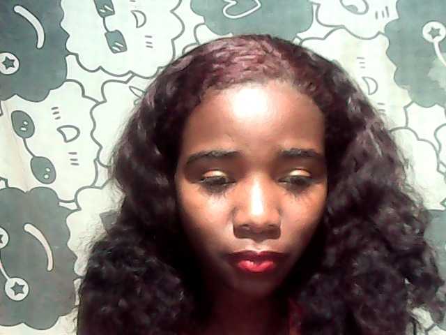 LandiQueen12 live cam on BongaCams