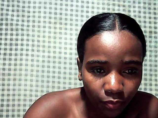 LandiQueen12
