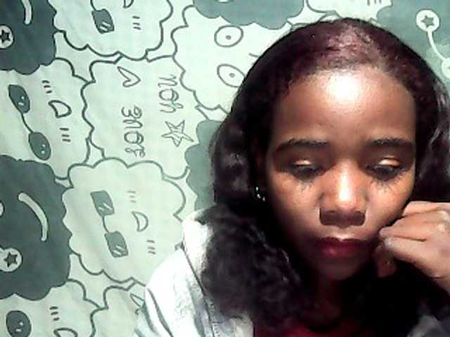 LandiQueen12 live cam preview
