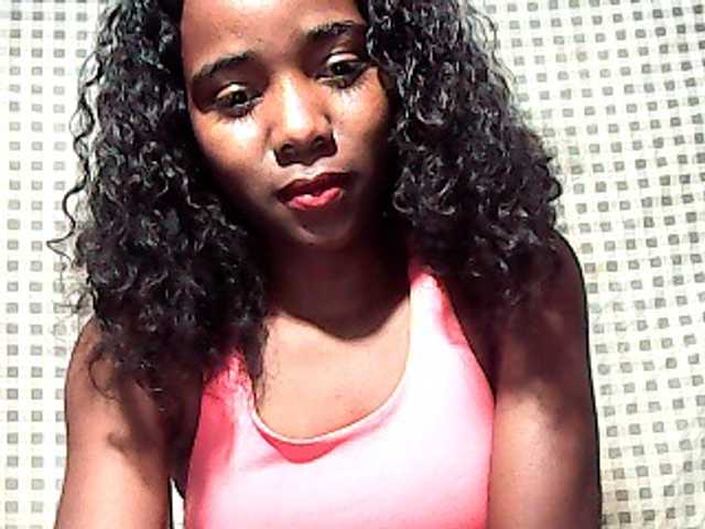 LandiQueen12 webcam bongacams model stream image