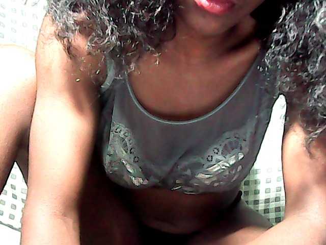 LandiQueen12