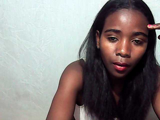LandiQueen12