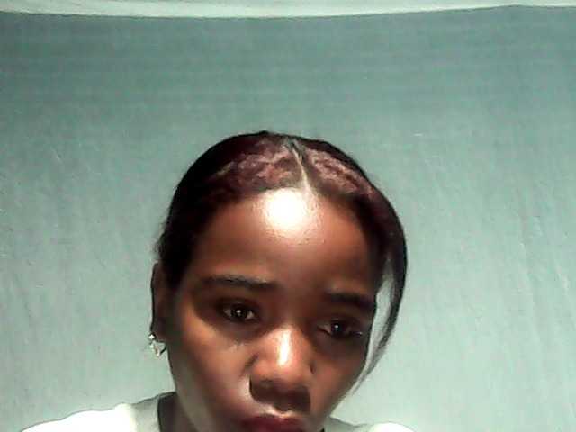 LandiQueen12 live cam on BongaCams