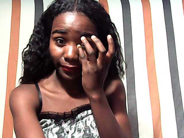 LandiQueen12