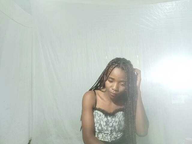 LandiQueen12