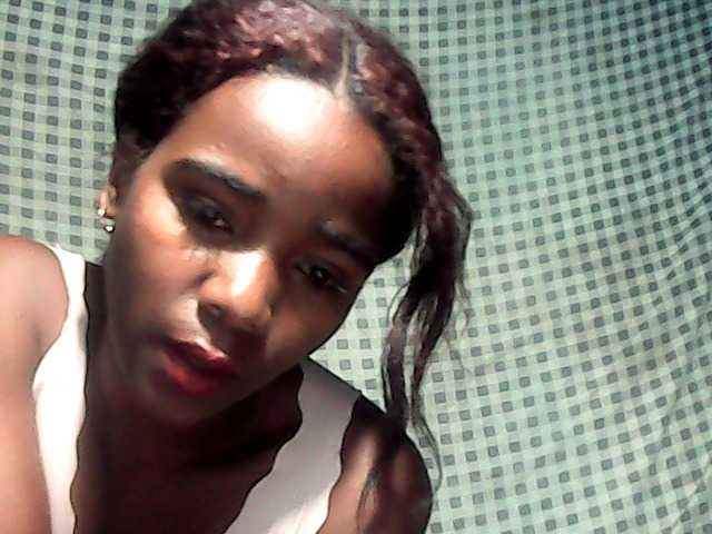 LandiQueen12