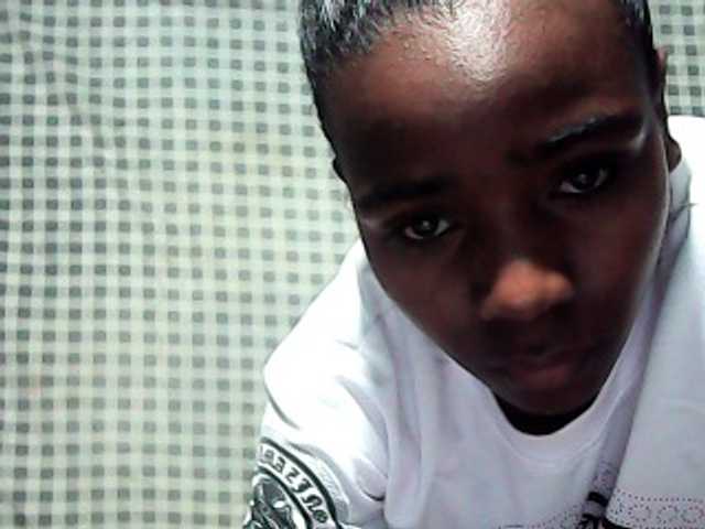 LandiQueen12