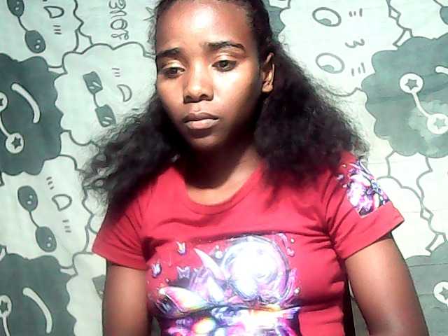 LandiQueen12 live cam on BongaCams