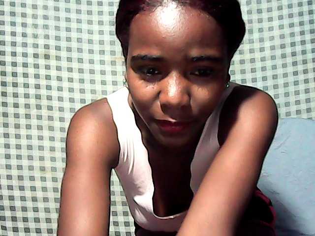 LandiQueen12 live cam on BongaCams
