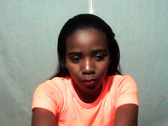 LandiQueen12 live cam on BongaCams