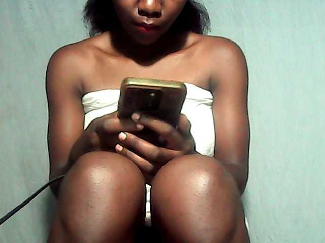 LandiQueen12