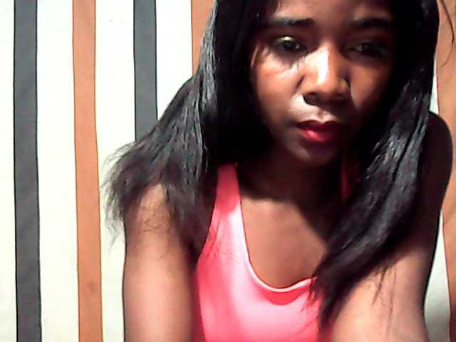 LandiQueen12 live cam on BongaCams