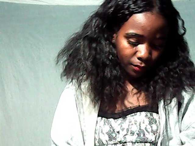 LandiQueen12