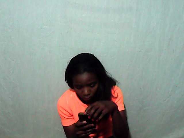 LandiQueen12