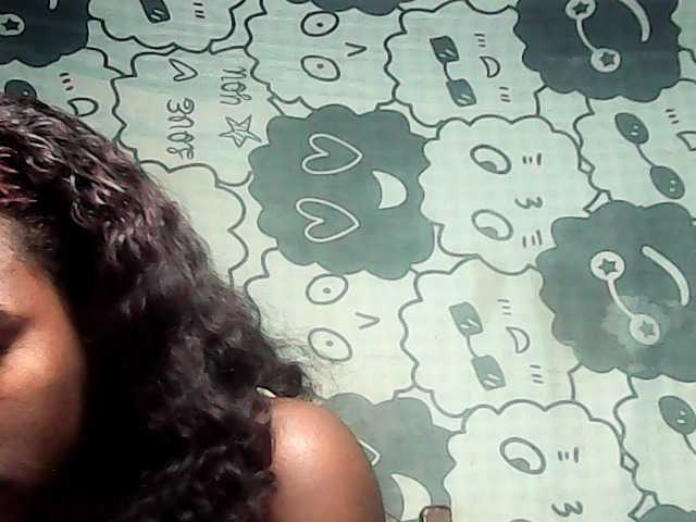 LandiQueen12