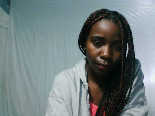 LandiQueen12