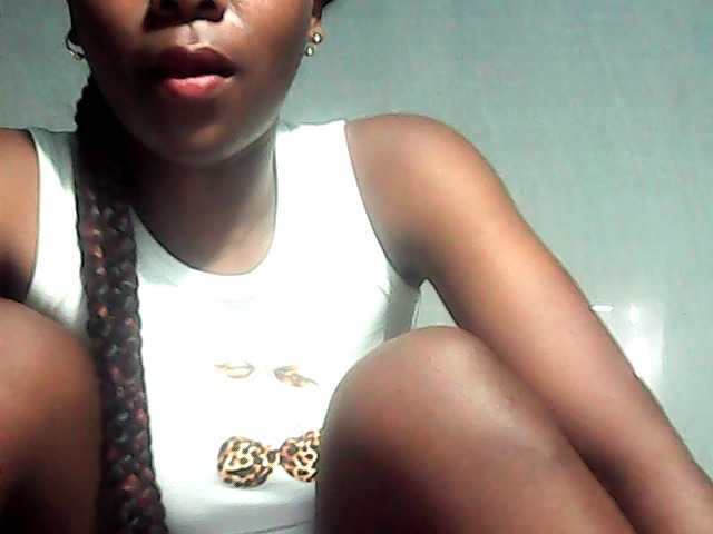 LandiQueen12