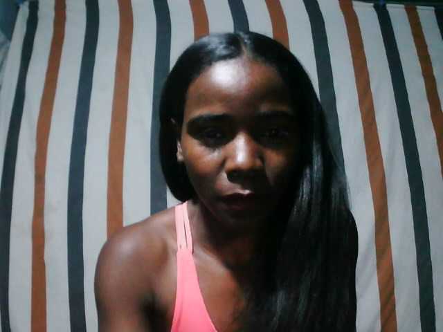 LandiQueen12