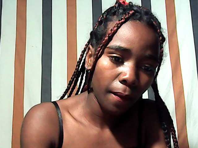 LandiQueen12