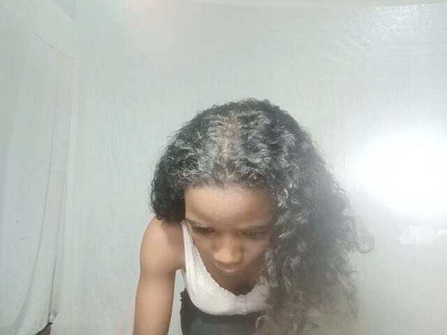 LandiQueen12