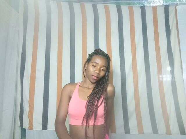 LandiQueen12