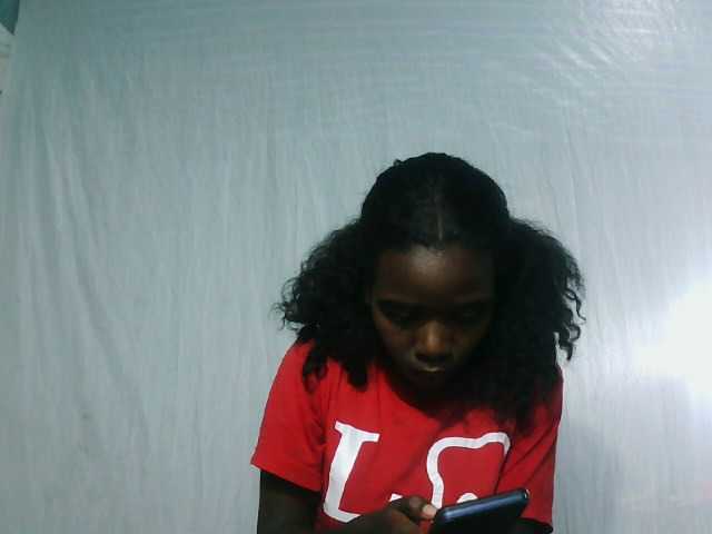 LandiQueen12