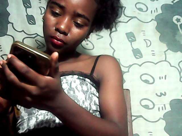LandiQueen12