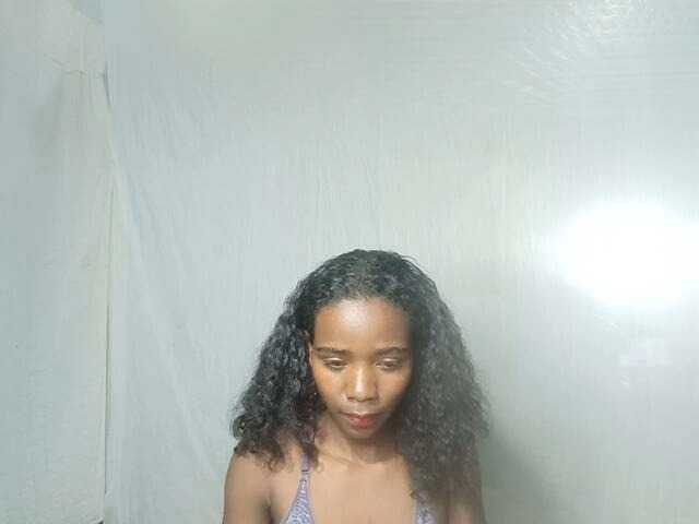 LandiQueen12