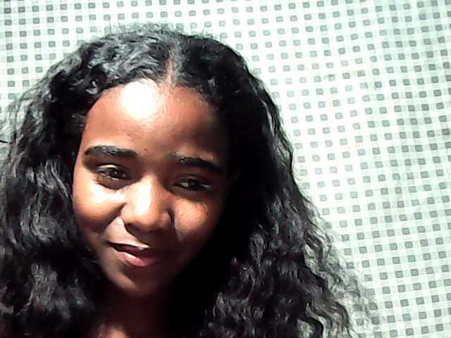 LandiQueen12 live cam on BongaCams