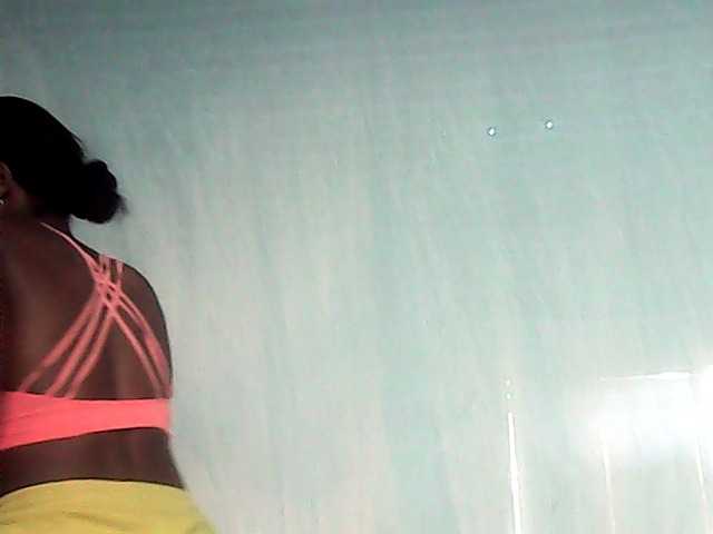LandiQueen12