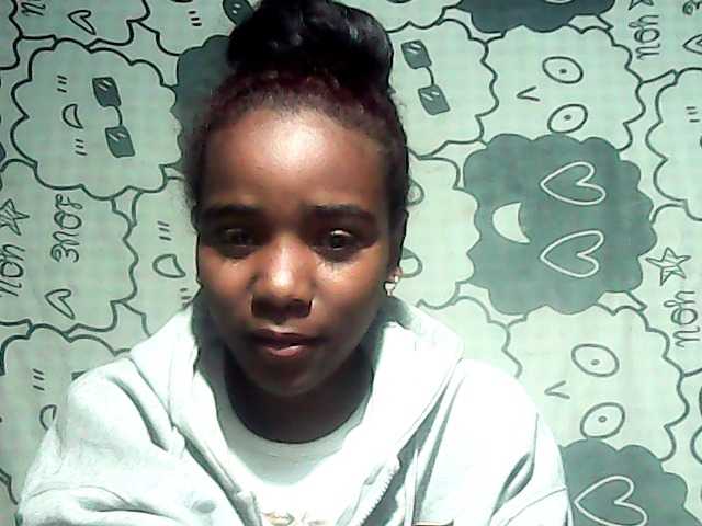 LandiQueen12 live cam on BongaCams