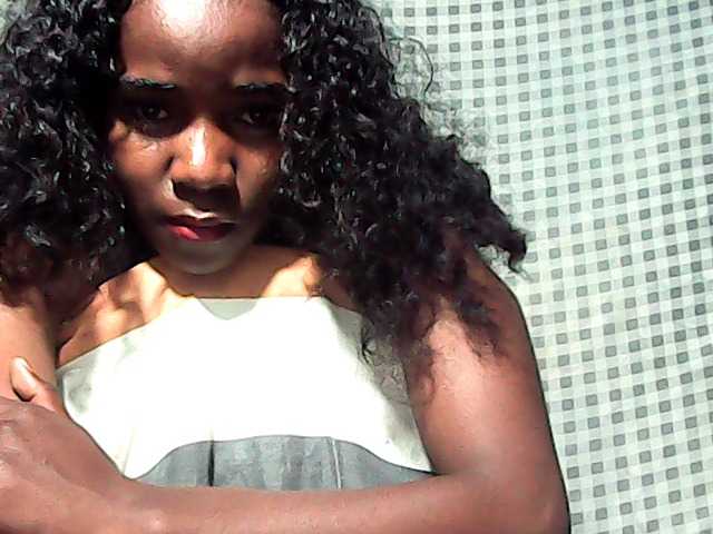 LandiQueen12